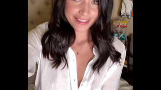 ���स्तमैथुन करताना तिच्या सर्वोत्तम मित्र समान नाही