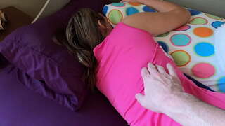 Apám nevelt fel reggel a hatalmas kakas,