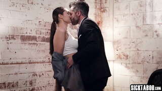 Тыге дӓ келгӹ милф сексуальный Роллан трахнуть Белл тура, тидӹ келшыш дӓ тӹдӹ тыла