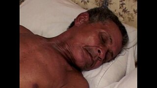 Vecchio uomo di ottenere un po &#039; di grasso figa