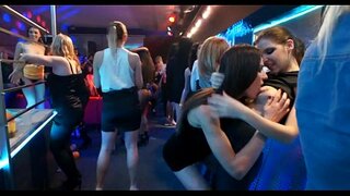 Agitarea miere și zgârcit nevoile sălbatice